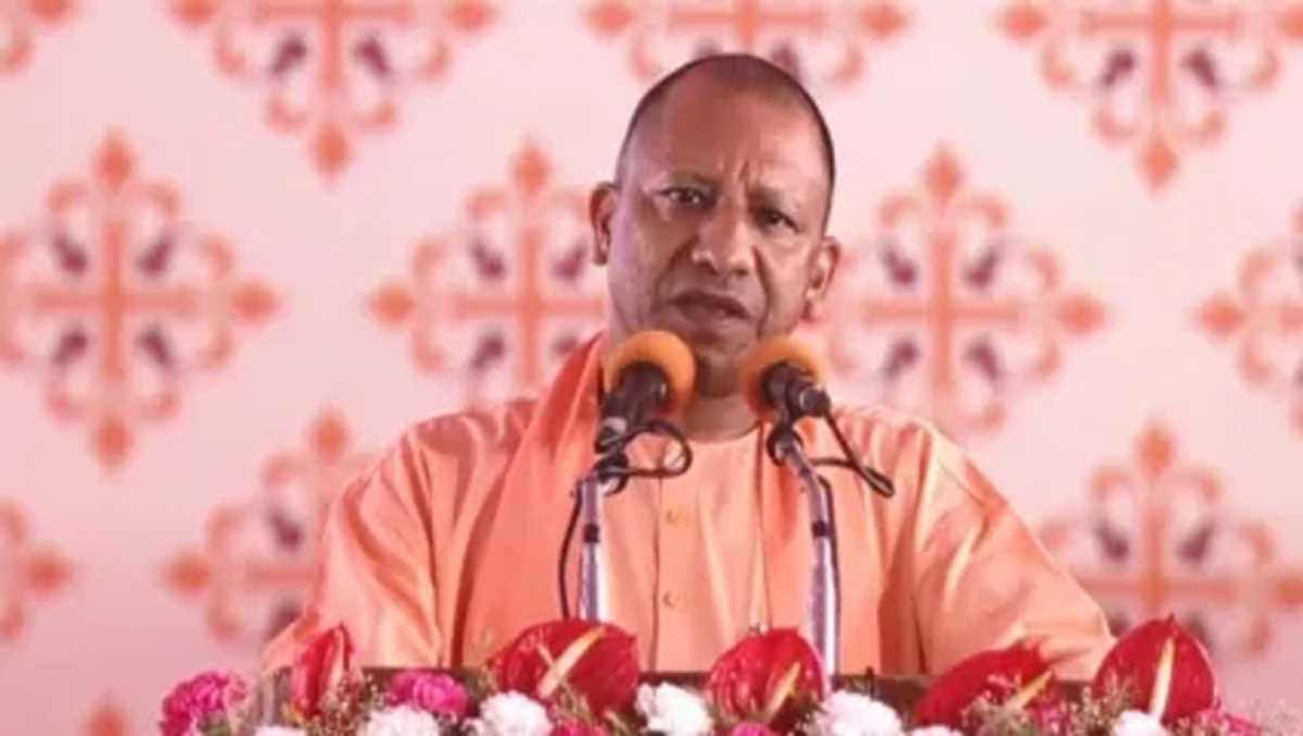 मोदी की आत्मा में बसती है काशी : योगी